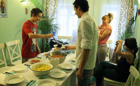В «Дом для мамы» приехали известные московские шеф-повара